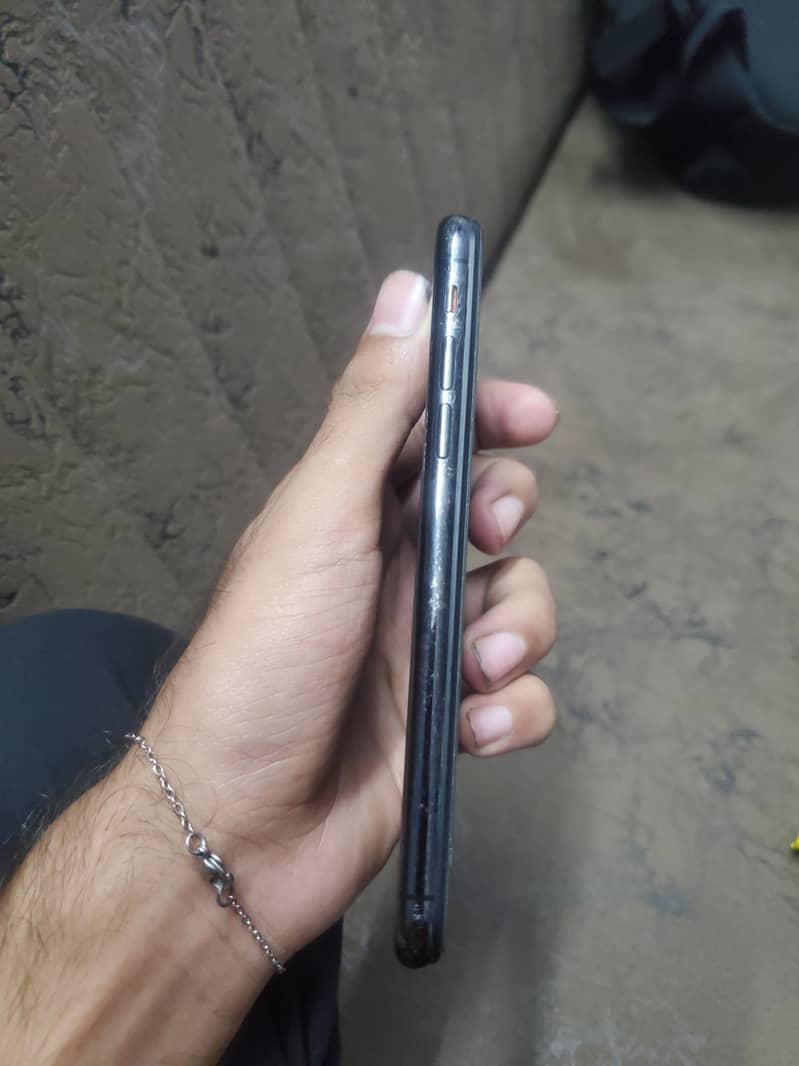 Apple iPhone X 7