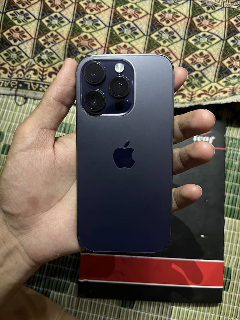 Apple iPhone 14 Pro 1