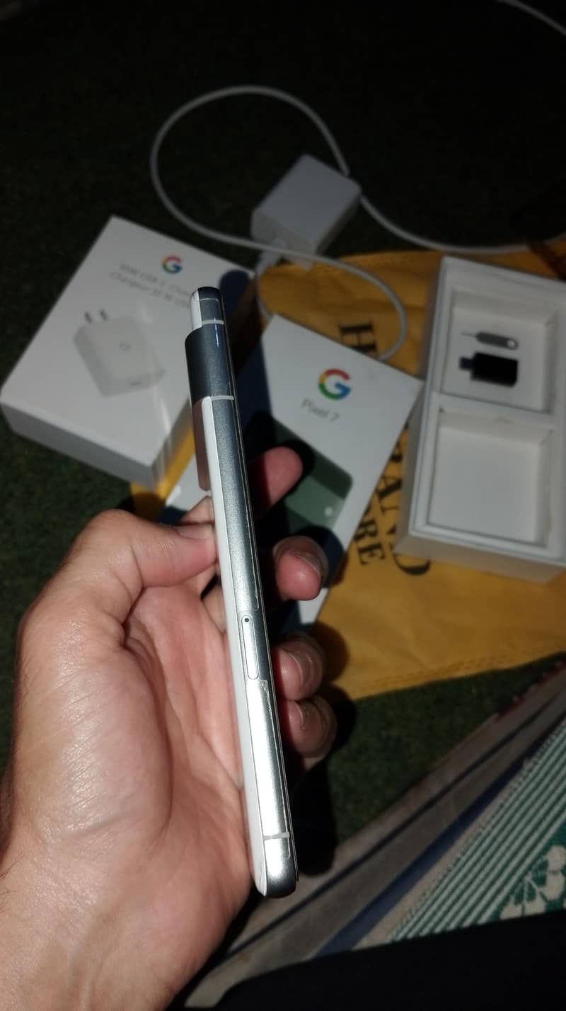 Google Pixel 7 3