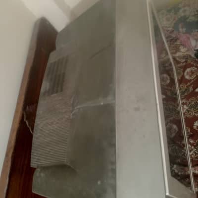 LG 34 Inch CRT TV – Model RT-34FB11RB – Original LG
