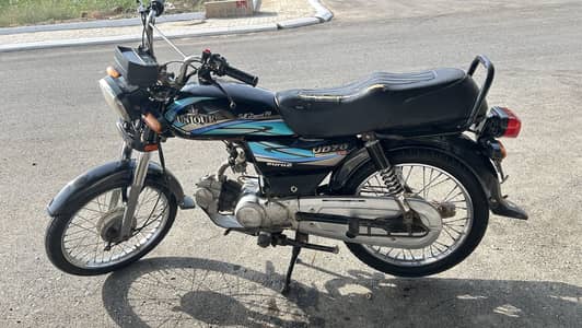 Unique CD 70 Bike MoterCycle