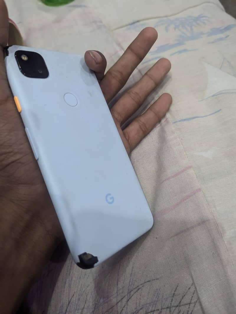 Google Pixel 4a 6