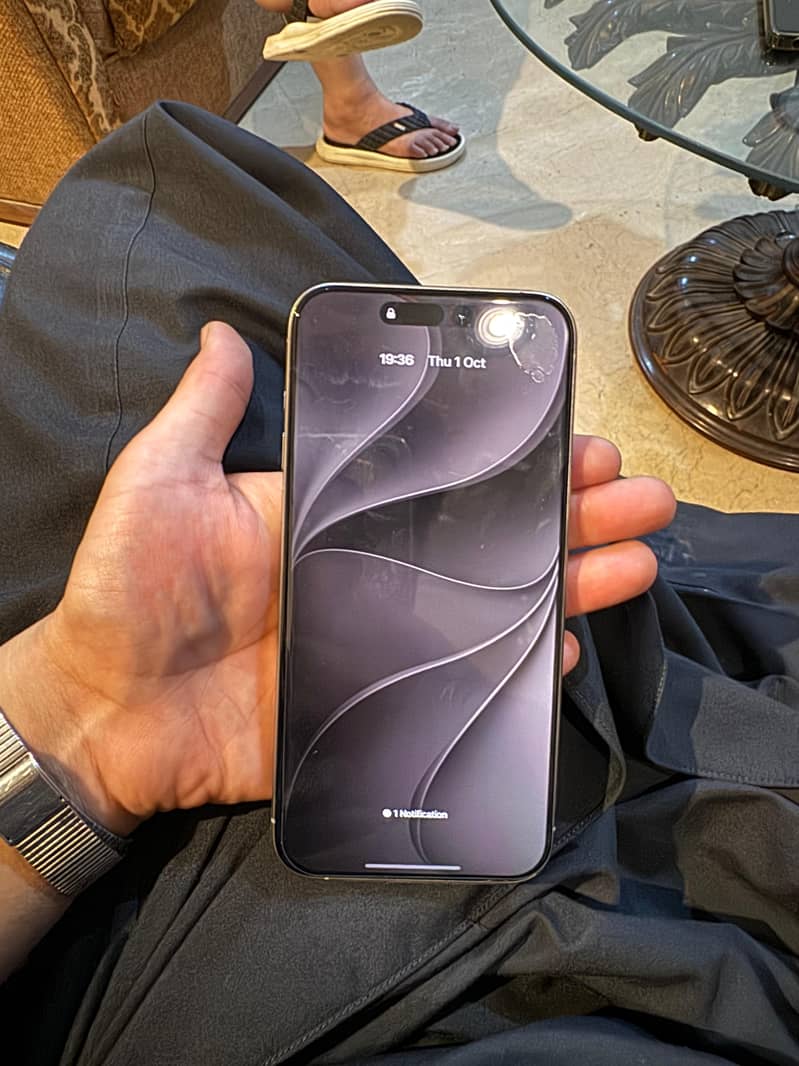 Apple iPhone 15 Pro Max 1