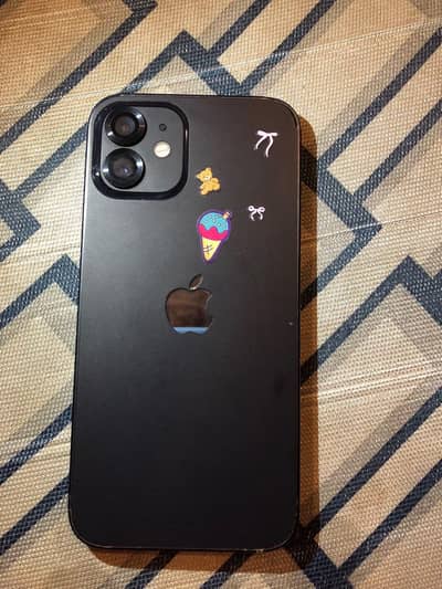 Apple iPhone 12