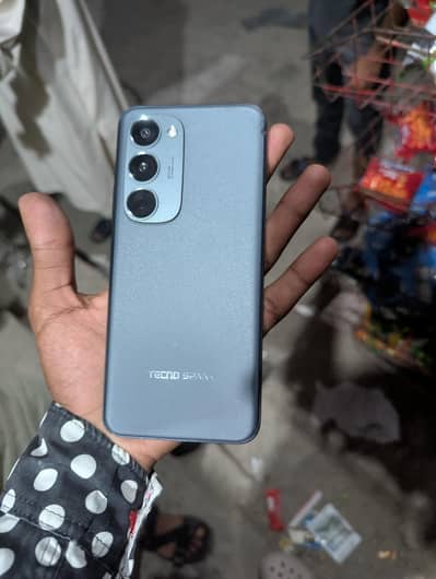 Tecno spark 40 pro plus 16 256 10by9