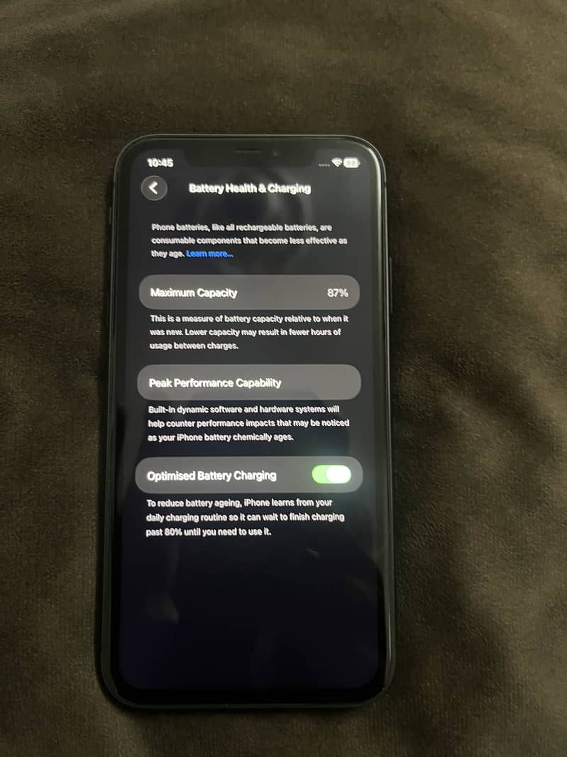 Apple iPhone 11 3