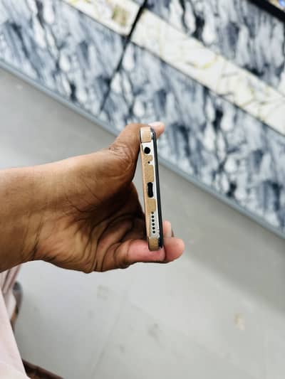 Tecno Spark Go 1