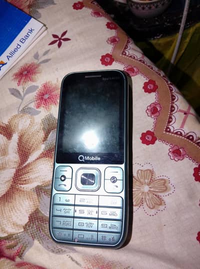 QMobile E400 Pro