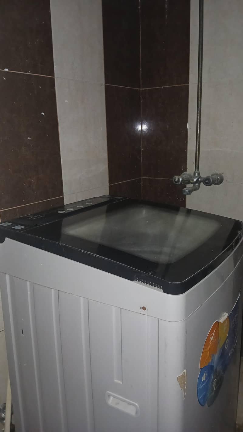 Semi Automatic Washing Machine 1