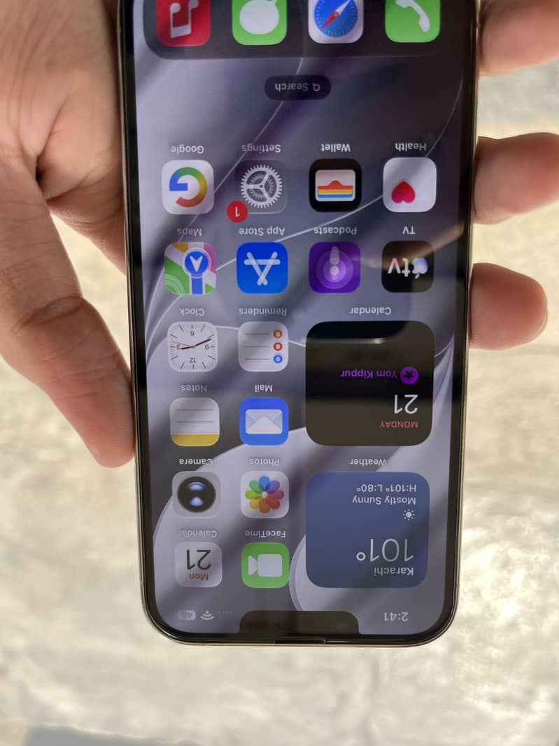 Apple iPhone 13 Pro 2