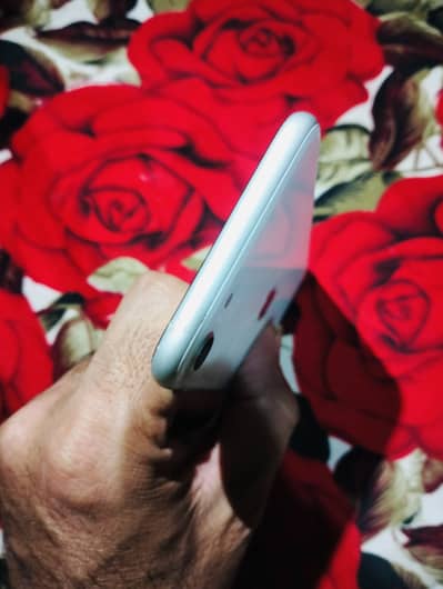 Apple iPhone SE 2020
