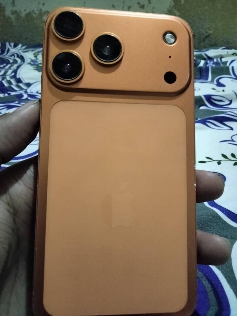 Apple iPhone 17 Pro 2