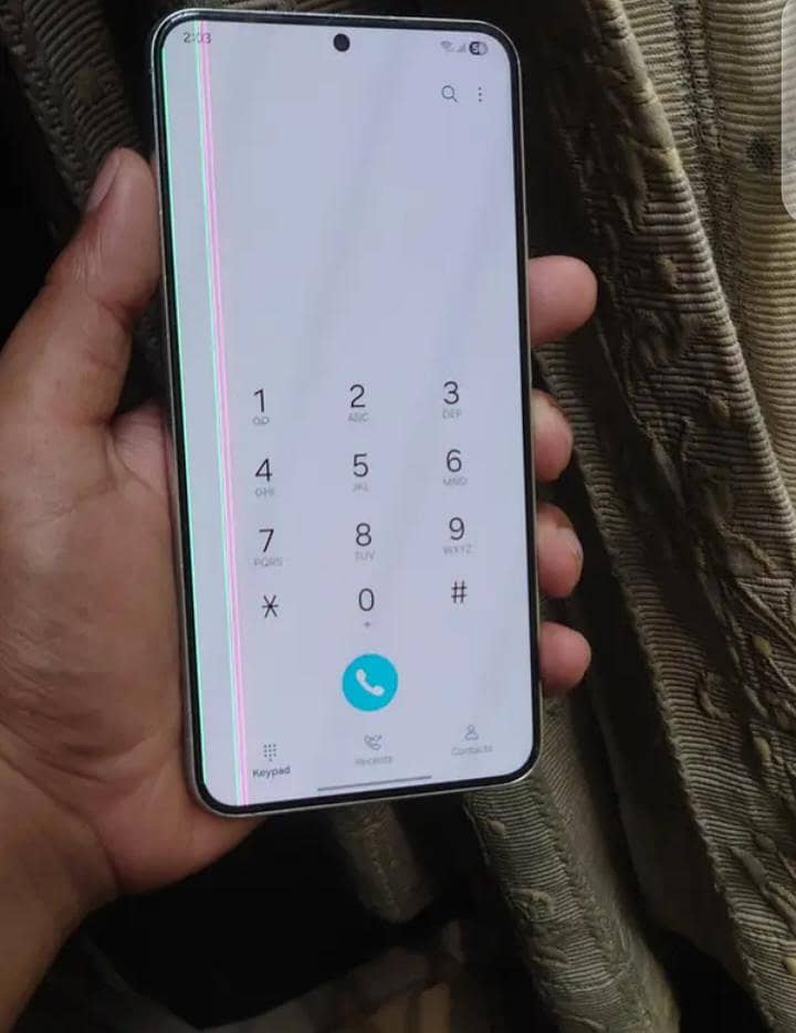 Samsung Mobile S22 Plus 4