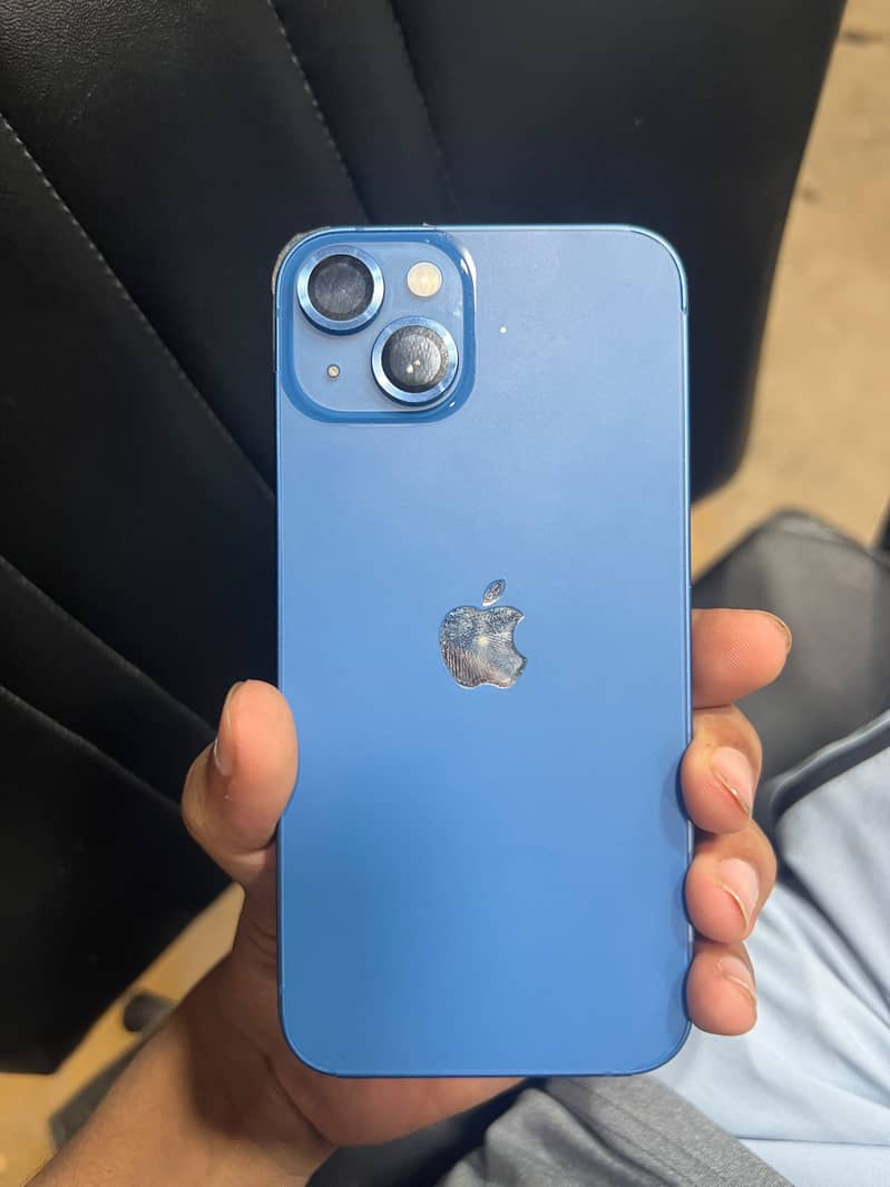 Apple iPhone 13 3
