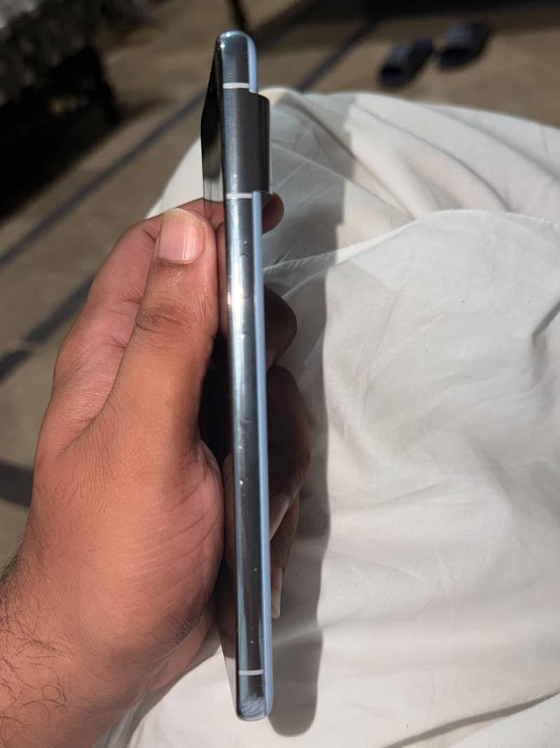 Google Pixel 8 Pro 3
