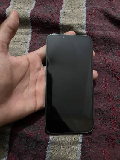 Apple iPhone 13