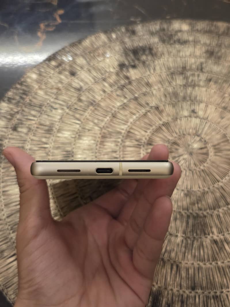 Google Pixel 7 6