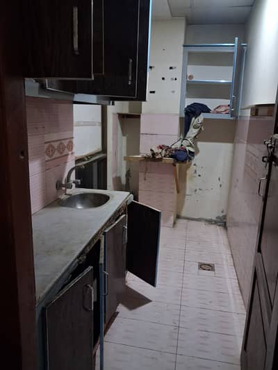 1 bed bachelor flat for rent