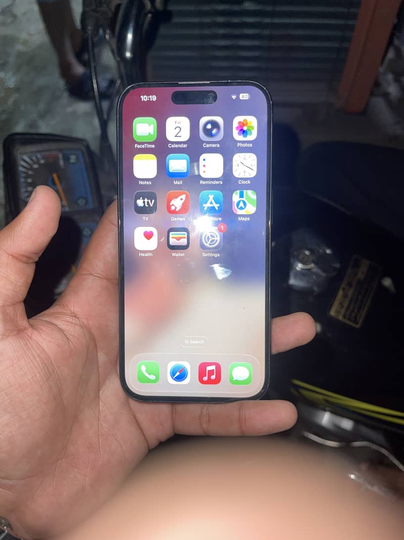 Apple iPhone 15 Pro 6