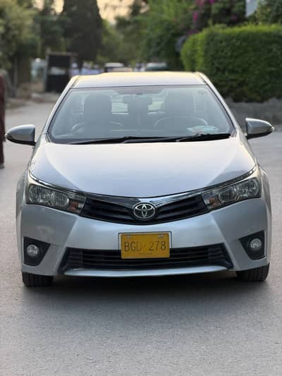 Toyota Corolla GLI 2016 bumper to bumper