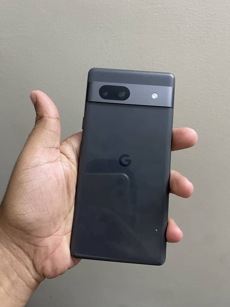 Google Pixel 7a. Sealed piece 1