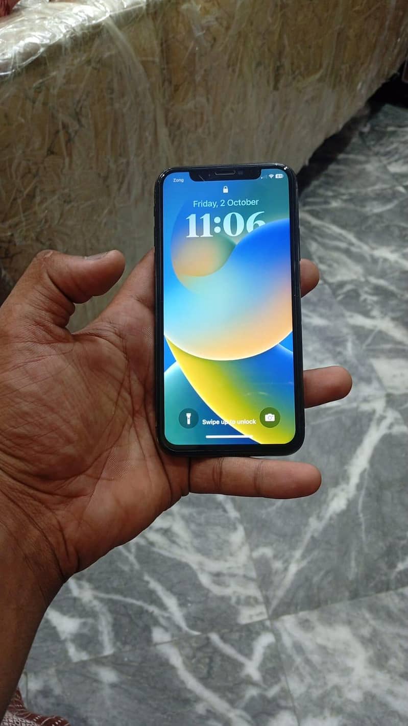 Apple iPhone X 0