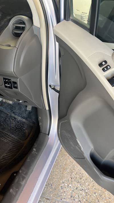 Toyota Vitz 2014