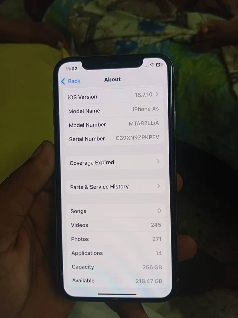 Apple iPhone X 4