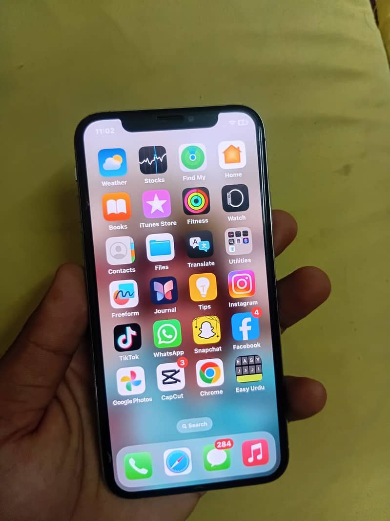 Apple iPhone X 6