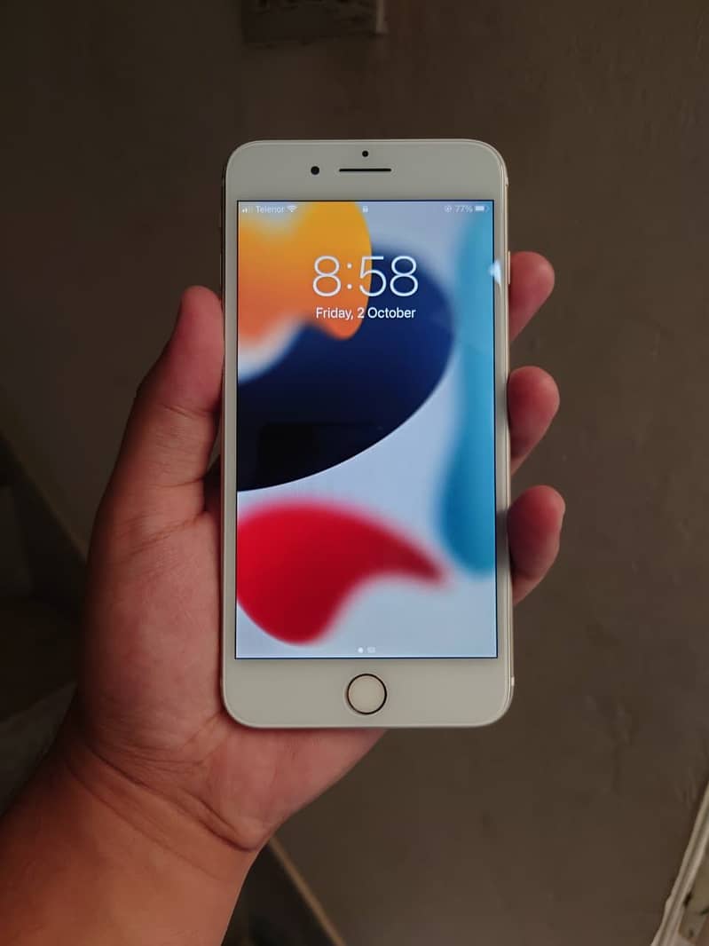 Apple iPhone 7 Plus 1