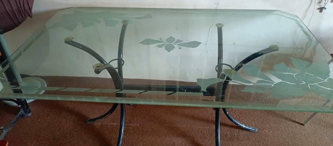 Dining Table 0