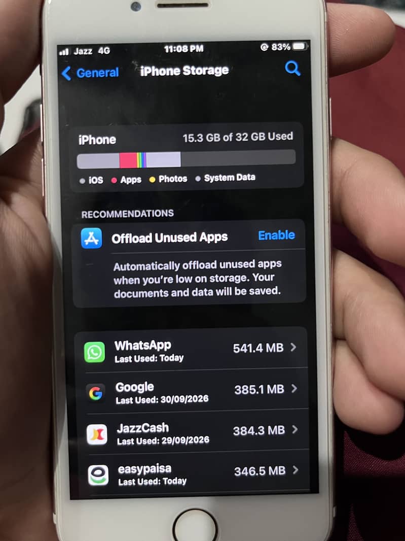 Apple iPhone 7 3
