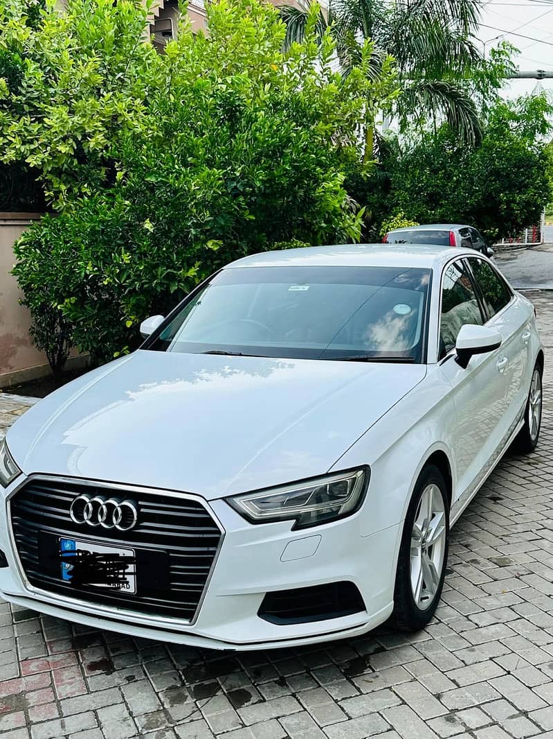 Audi A3 2017 1