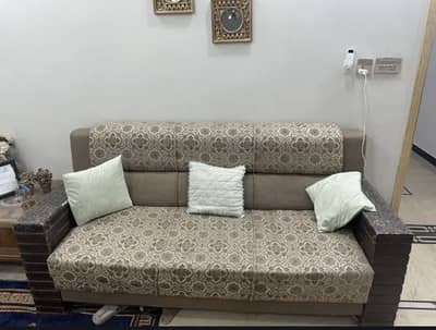 5 seater Sofa for sale