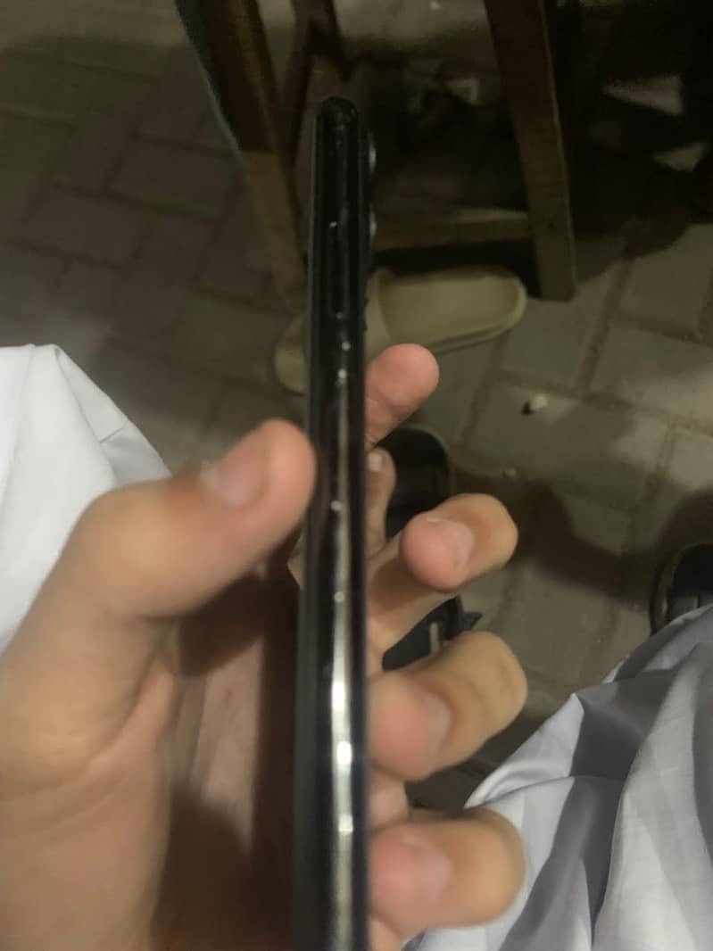Apple iPhone X 3