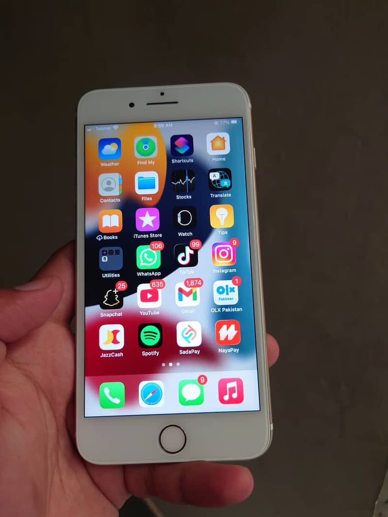 Apple iPhone 7 Plus 2