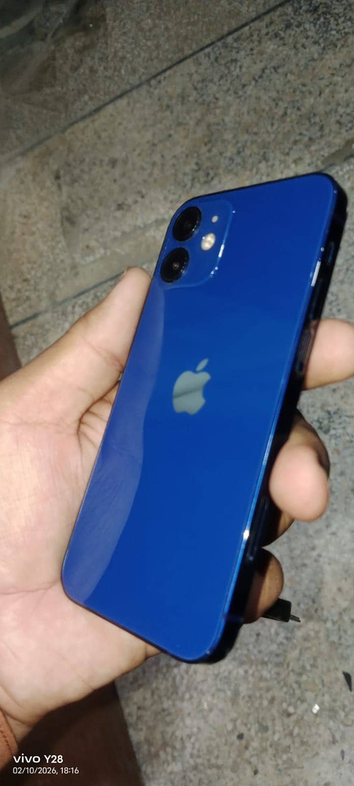 Apple iPhone 12 mini 1