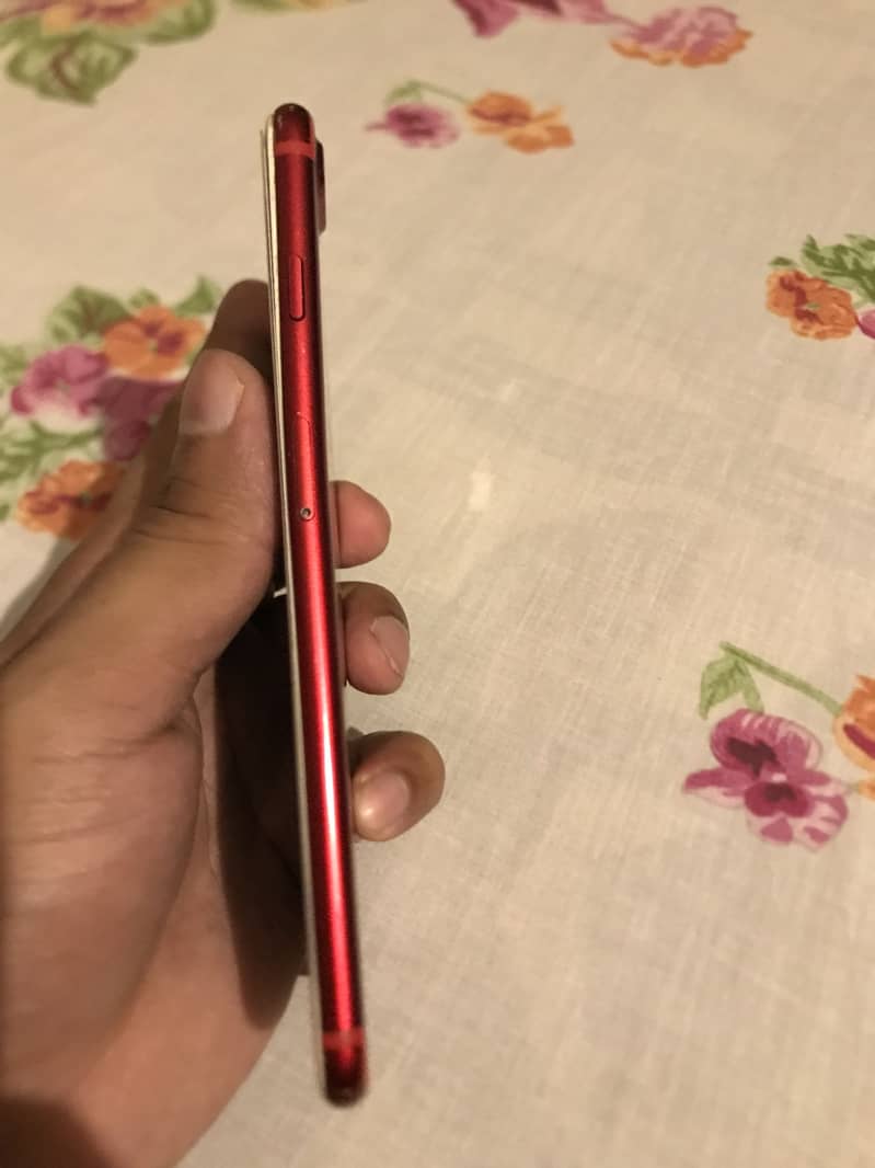 Apple iPhone 7 Plus 2