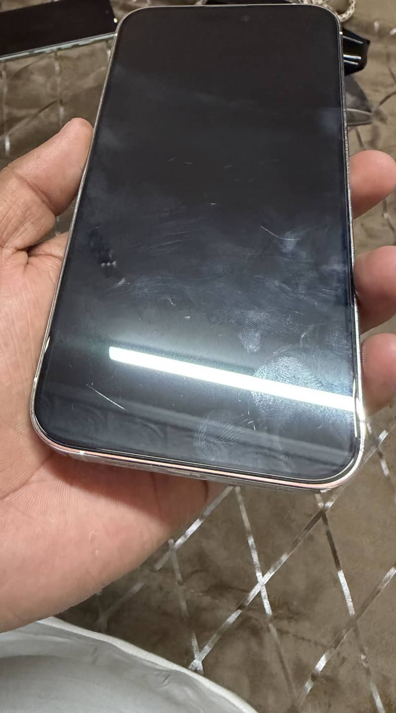 Apple iPhone 14 Pro Max 7