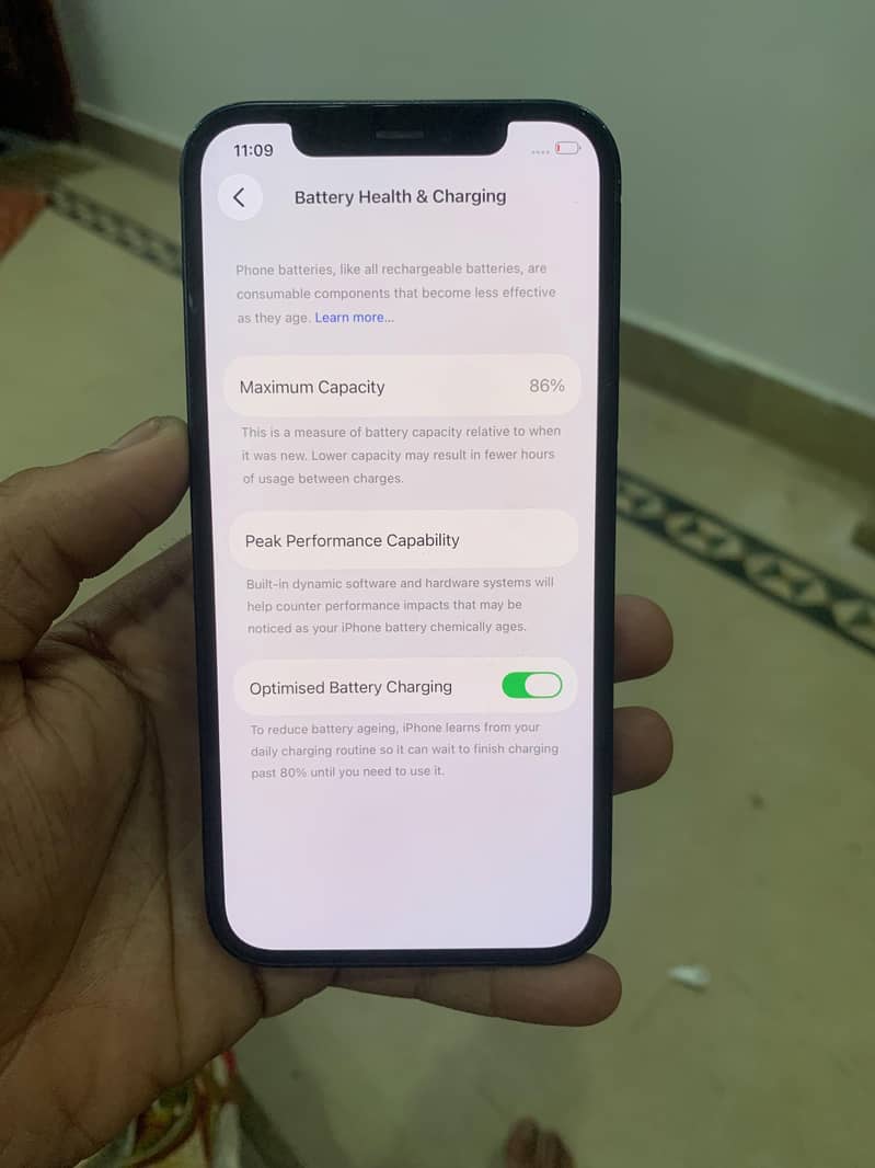 Apple iPhone 12 2
