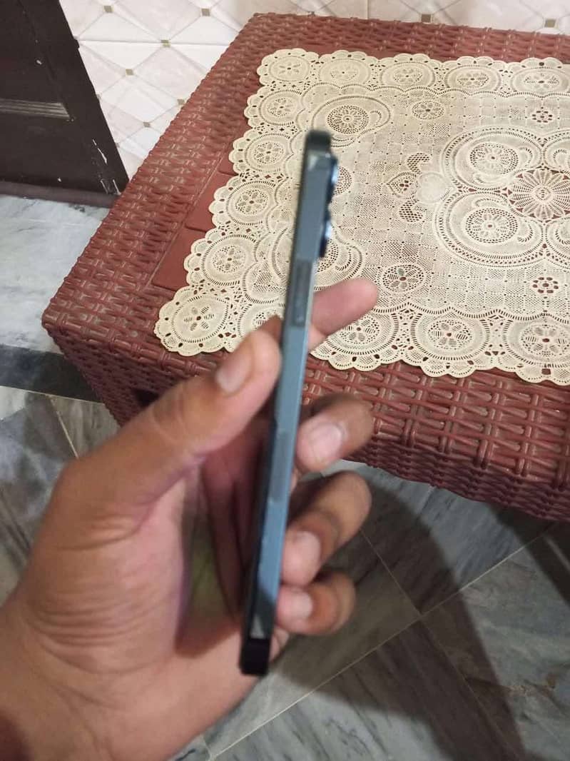 Apple iPhone 12 Pro Max 1