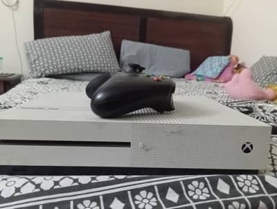 Xbox 500 Gb in good condition