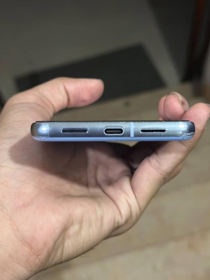 Google Pixel 8 Pro 2