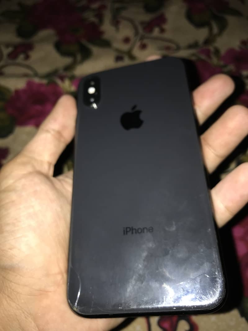 Apple iPhone X 3