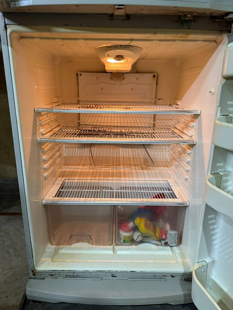 Fridge 0