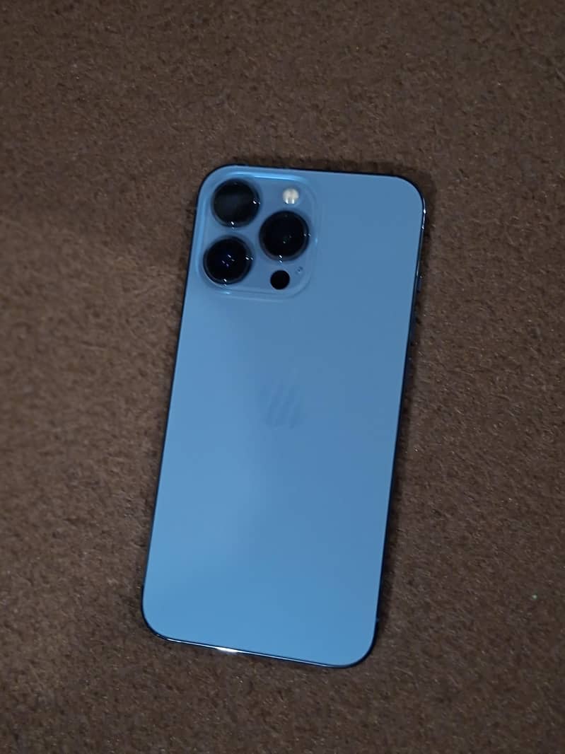 Apple iPhone 13 Pro 0