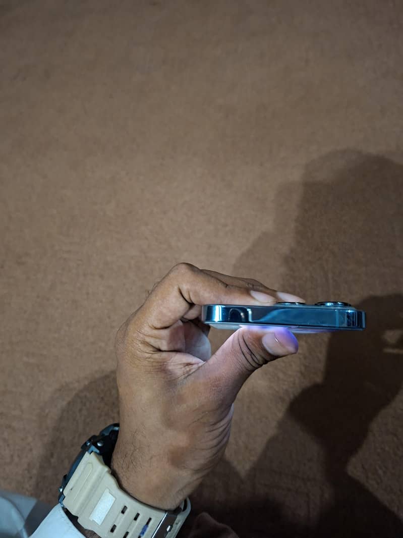 Apple iPhone 13 Pro 3