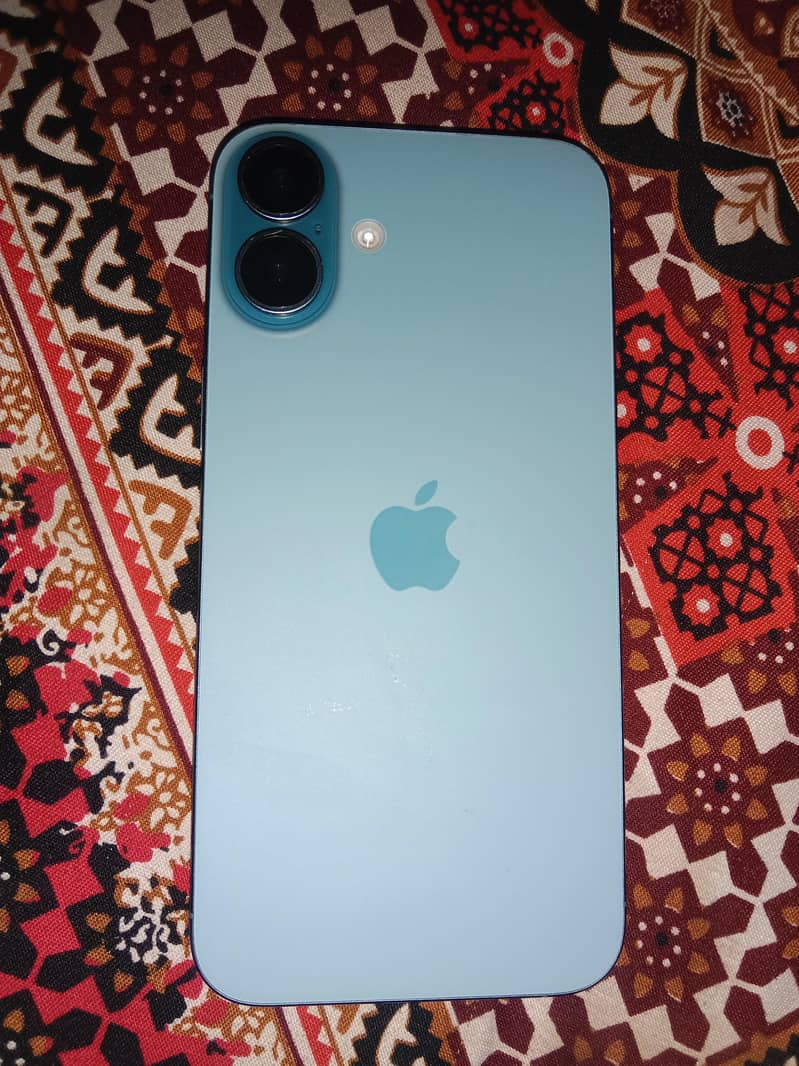 Apple iPhone 16 Plus 0
