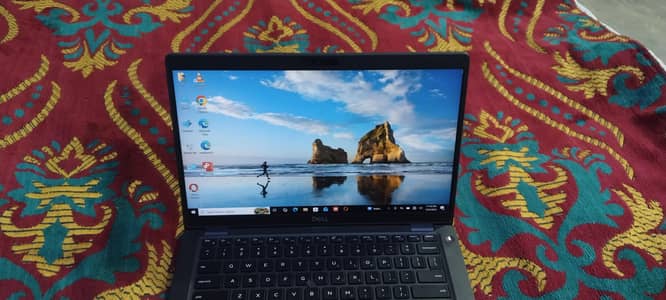 Dell Latitude Laptop for Sale – 10/10 Condition