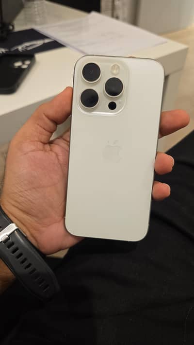 Apple iPhone 15 Pro